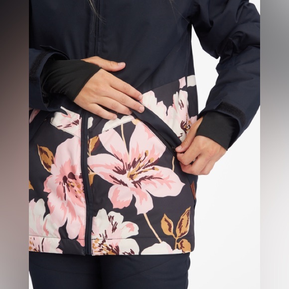 Billabong Insulated Women’s Snow Jacket - Picture 5 of 14